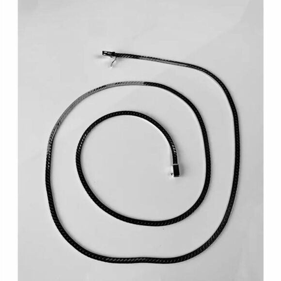 30” 925 STERLING SILVER HERRINGBONE CHAIN - Picture 3 of 9